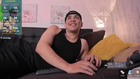 Snapshot of juandiamonds chatting on October 2025 02:12:01 PM Juan David online show from October 2025 02:12:01 PM