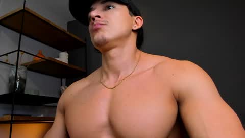 JUANDRES online show from June 2026 01:54:01 AM