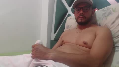 juanfe_style online show from November 2025 03:23:01 PM