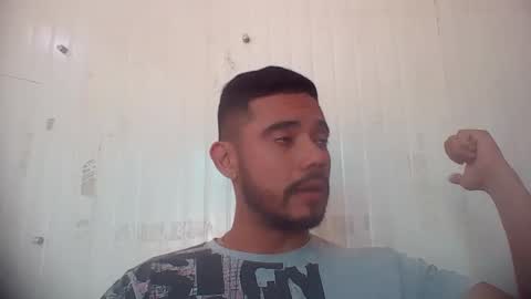 Snapshot of juanfe_style chatting on April 2026 03:03:01 PM juanfe_style online show from April 2026 03:03:01 PM