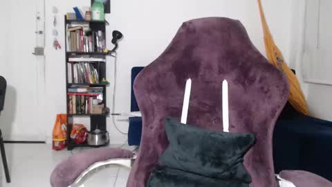 Snapshot of juanisimo_ chatting on February 2025 11:33:02 PM JUANISIMO online show from February 2025 11:33:02 PM