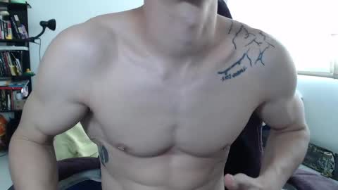 Snapshot of juanisimo_ chatting on March 2025 02:44:02 PM JUANISIMO online show from March 2025 02:44:02 PM