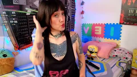 Snapshot of juanita_adams chatting on May 2026 07:53:02 PM Juanita online show from May 2026 07:53:02 PM