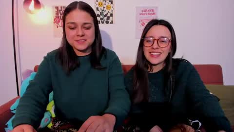 juanitaaa_ online show from May 2026 07:03:01 AM