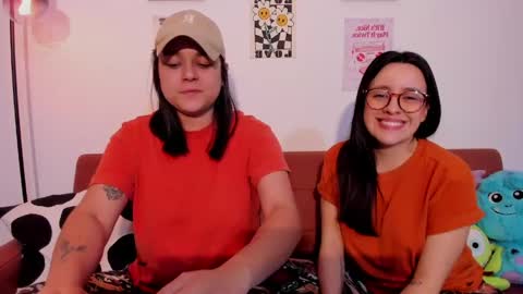 juanitaaa_ online show from May 2026 02:18:01 AM