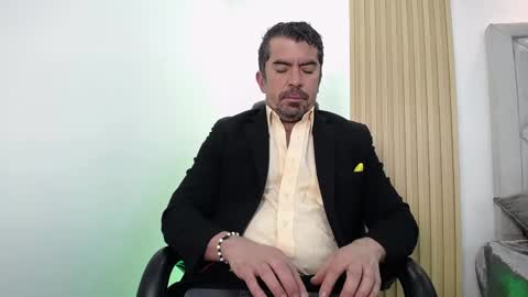 Snapshot of juank_fit45 chatting on May 2026 01:05:01 PM Juan k online show from May 2026 01:05:01 PM