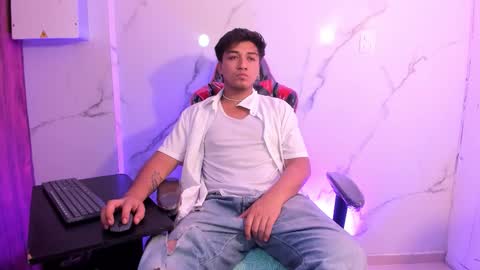 Snapshot of juanmechanic chatting on December 2025 05:23:01 AM JUAN online show from December 2025 05:23:01 AM