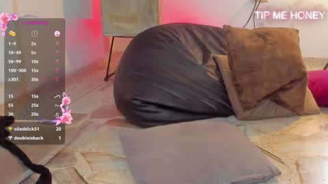 Juan Miguel online show from February 2025 12:36:02 PM