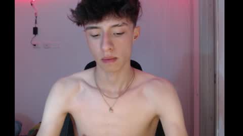 juanmres online show from November 2025 04:47:01 AM