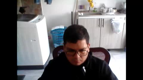 Snapshot of juanpeter10 chatting on March 2026 07:09:01 PM BruceWayne online show from March 2026 07:09:01 PM