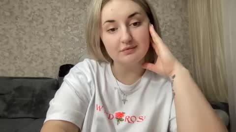 JudeValenti online show from November 2025 04:40:02 PM