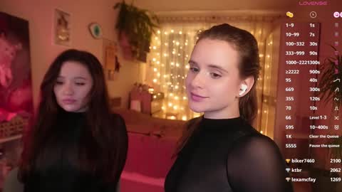 Snapshot of juelzfoxy chatting on December 2024 12:13:01 AM Juelz  online show from December 2024 12:13:01 AM