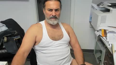 Giovanni50pro online show from November 2025 03:34:02 PM