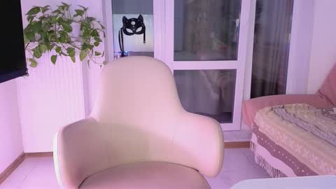 Goddess Julia online show from September 2025 06:08:02 PM