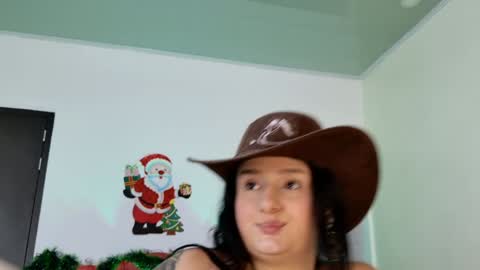 Snapshot of juice6abby9 chatting on December 2024 10:43:02 PM Sisi online show from December 2024 10:43:02 PM