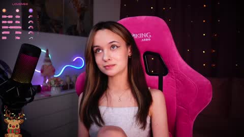 Snapshot of juicy___angel chatting on December 2024 10:26:02 PM Angelina online show from December 2024 10:26:02 PM