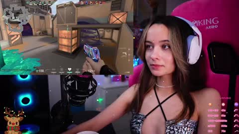 Snapshot of juicy___angel chatting on January 2025 01:50:01 AM Angelina online show from January 2025 01:50:01 AM