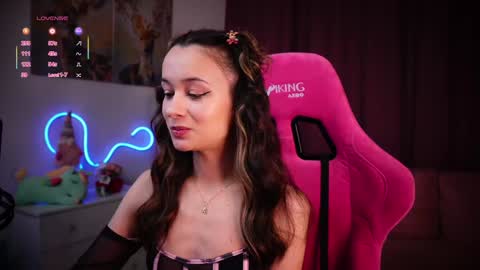 Snapshot of juicy___angel chatting on February 2025 01:11:02 PM Angelina online show from February 2025 01:11:02 PM