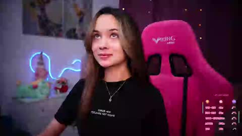 Snapshot of juicy___angel chatting on February 2025 08:31:02 PM Angelina online show from February 2025 08:31:02 PM