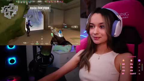 Snapshot of juicy___angel chatting on February 2025 08:24:01 PM Angelina online show from February 2025 08:24:01 PM