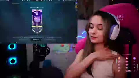 Snapshot of juicy___angel chatting on February 2025 09:26:02 PM Angelina online show from February 2025 09:26:02 PM