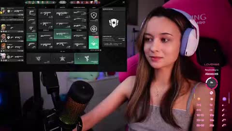 Snapshot of juicy___angel chatting on February 2025 08:30:02 PM Angelina online show from February 2025 08:30:02 PM