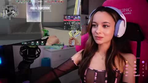 Snapshot of juicy___angel chatting on February 2025 09:55:01 PM Angelina online show from February 2025 09:55:01 PM