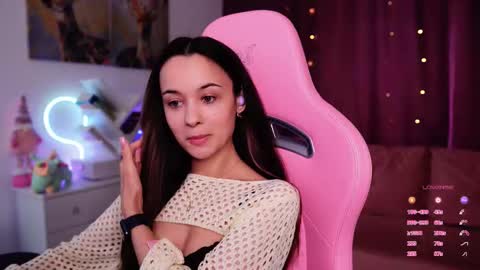 Snapshot of juicy___angel chatting on September 2025 10:04:02 AM Angelina online show from September 2025 10:04:02 AM