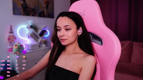 Snapshot of juicy___angel chatting on September 2025 10:18:01 AM Angelina online show from September 2025 10:18:01 AM