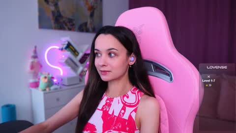 Snapshot of juicy___angel chatting on October 2025 11:06:02 AM Angelina online show from October 2025 11:06:02 AM