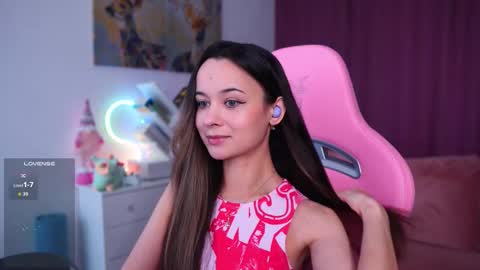 Snapshot of juicy___angel chatting on November 2025 10:36:01 AM Angelina online show from November 2025 10:36:01 AM