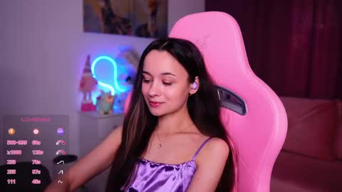 Angelina online show from April 2026 02:43:01 PM