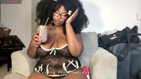 Snapshot of juicy_janet chatting on May 2026 08:14:02 PM juicy_janet online show from May 2026 08:14:02 PM