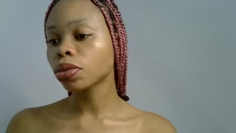 Snapshot of juicy_slut0 chatting on June 2026 06:56:01 PM Champaign online show from June 2026 06:56:01 PM