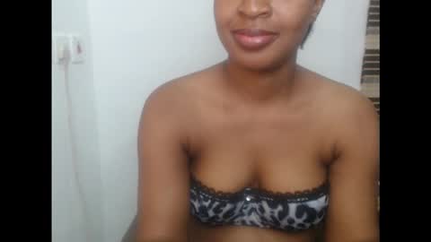 juicykinkx online show from October 2025 12:26:01 PM