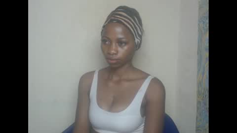 juicypiexx online show from February 2025 07:28:01 PM