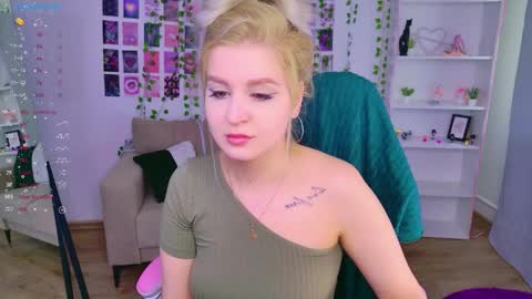 Ameli  Stella  Vi  Evie  Jessica online show from March 2026 07:20:02 AM