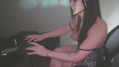 juju16be online show from April 2026 11:02:01 PM