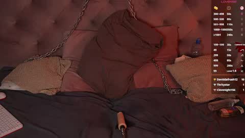 Julcy online show from March 2026 12:50:02 AM