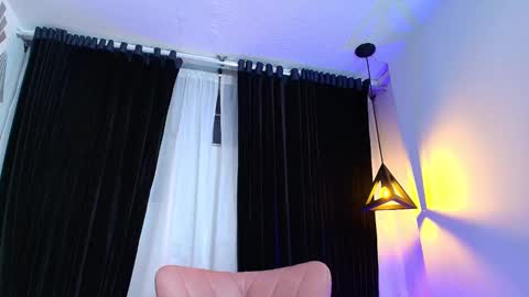 Snapshot of julescornett chatting on February 2025 05:35:02 AM Julees online show from February 2025 05:35:02 AM