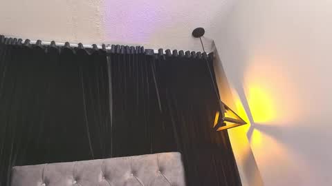 Snapshot of julescornett chatting on February 2025 11:59:02 PM Julees online show from February 2025 11:59:02 PM