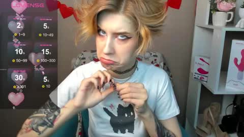 Snapshot of julescrown chatting on February 2025 01:03:01 AM Jules online show from February 2025 01:03:01 AM