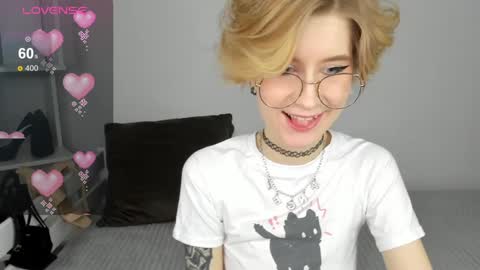 Snapshot of julescrown chatting on February 2025 01:11:01 AM Jules online show from February 2025 01:11:01 AM