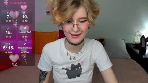 Snapshot of julescrown chatting on February 2025 09:32:02 AM Jules online show from February 2025 09:32:02 AM