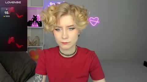 Snapshot of julescrown chatting on October 2025 12:42:02 AM Jules online show from October 2025 12:42:02 AM