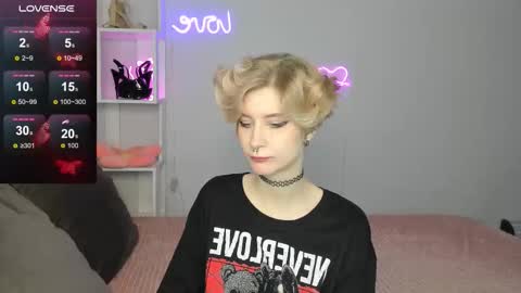 Snapshot of julescrown chatting on October 2025 12:55:02 AM Jules online show from October 2025 12:55:02 AM