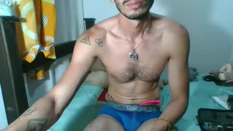 Julfigo online show from January 2025 11:01:02 PM