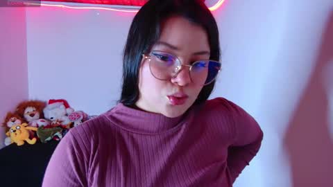 Snapshot of juli05star chatting on December 2025 04:18:02 AM Juliana online show from December 2025 04:18:02 AM