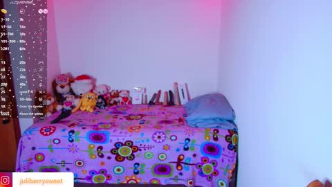 Snapshot of juli05star chatting on February 2026 01:38:01 AM Juliana online show from February 2026 01:38:01 AM