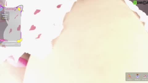 Juliana online show from November 2025 08:07:01 PM